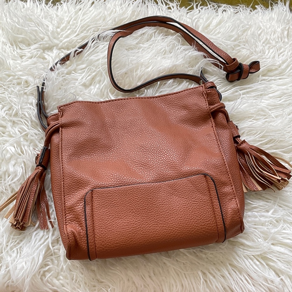 Chic Brown Leather Shoulder Bag